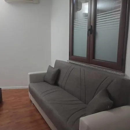 S'intrada فندق مبيت وإفطار Thiesi